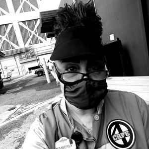 Meet your Posher, Kimberly quinones